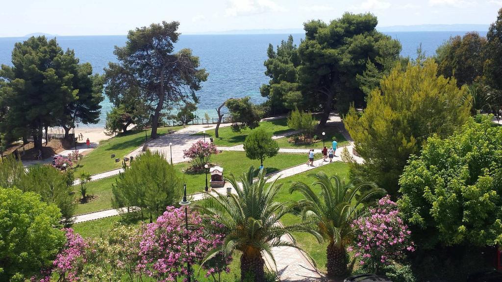 Golden Beach Hotel Metamorfosi  Exterior photo